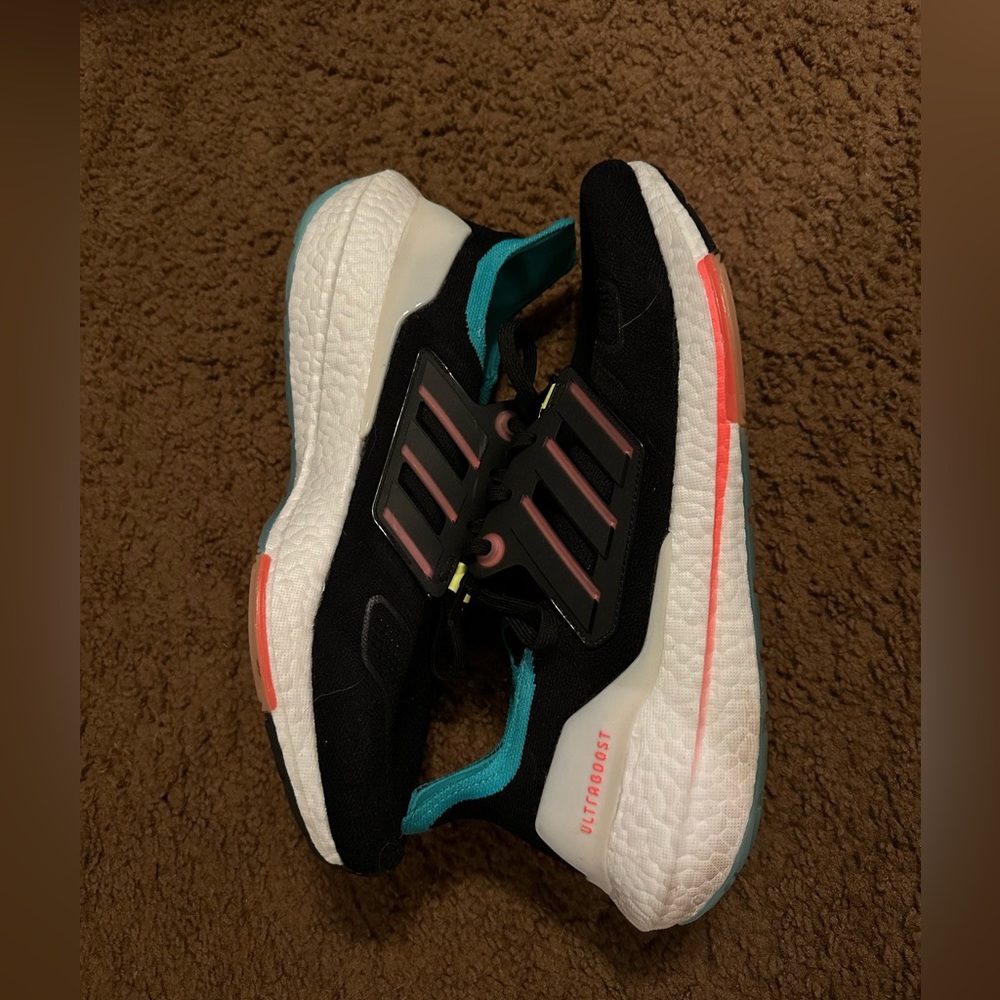 Size 12 Men’s UltraBoost